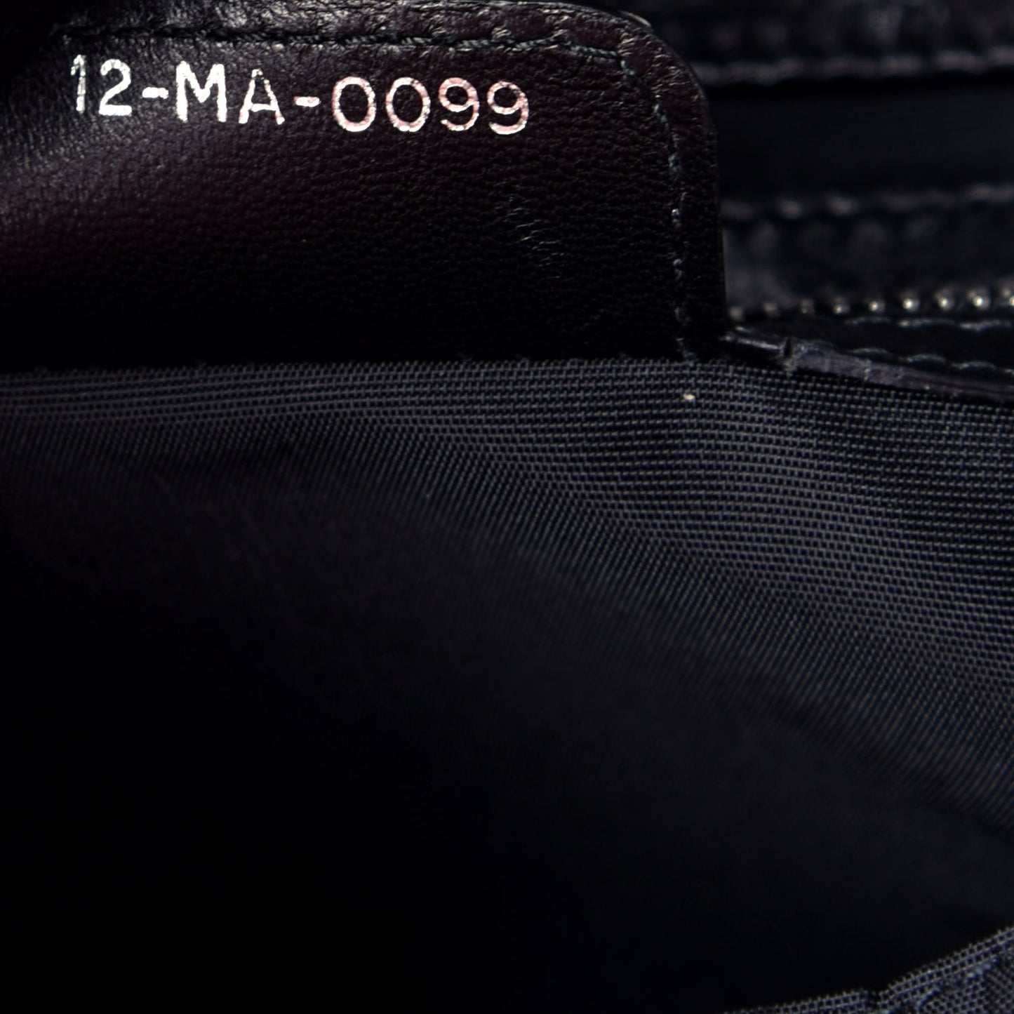 Lambskin Cannage Ruffle New Lock Flap Black