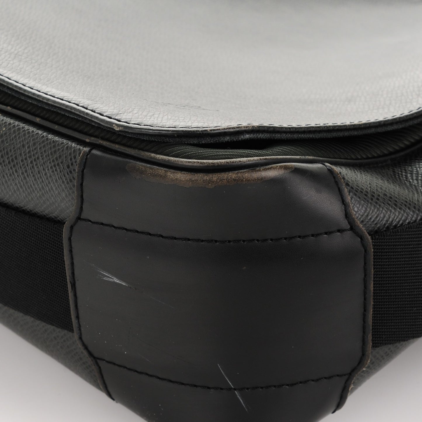 Taiga Viktor Messenger Bag Ardoise