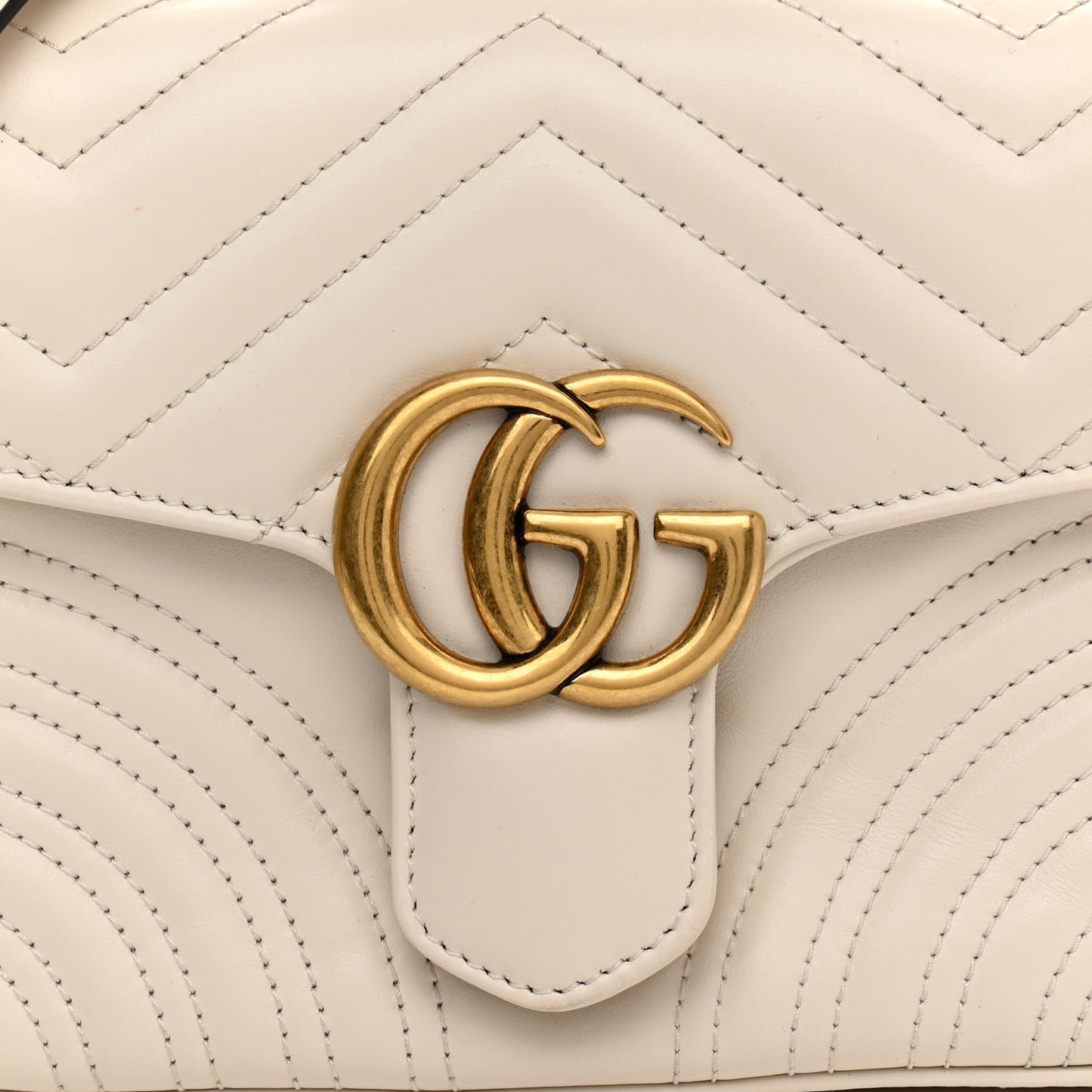 Calfskin Matelasse Mini GG Marmont Top Handle Shoulder Bag White