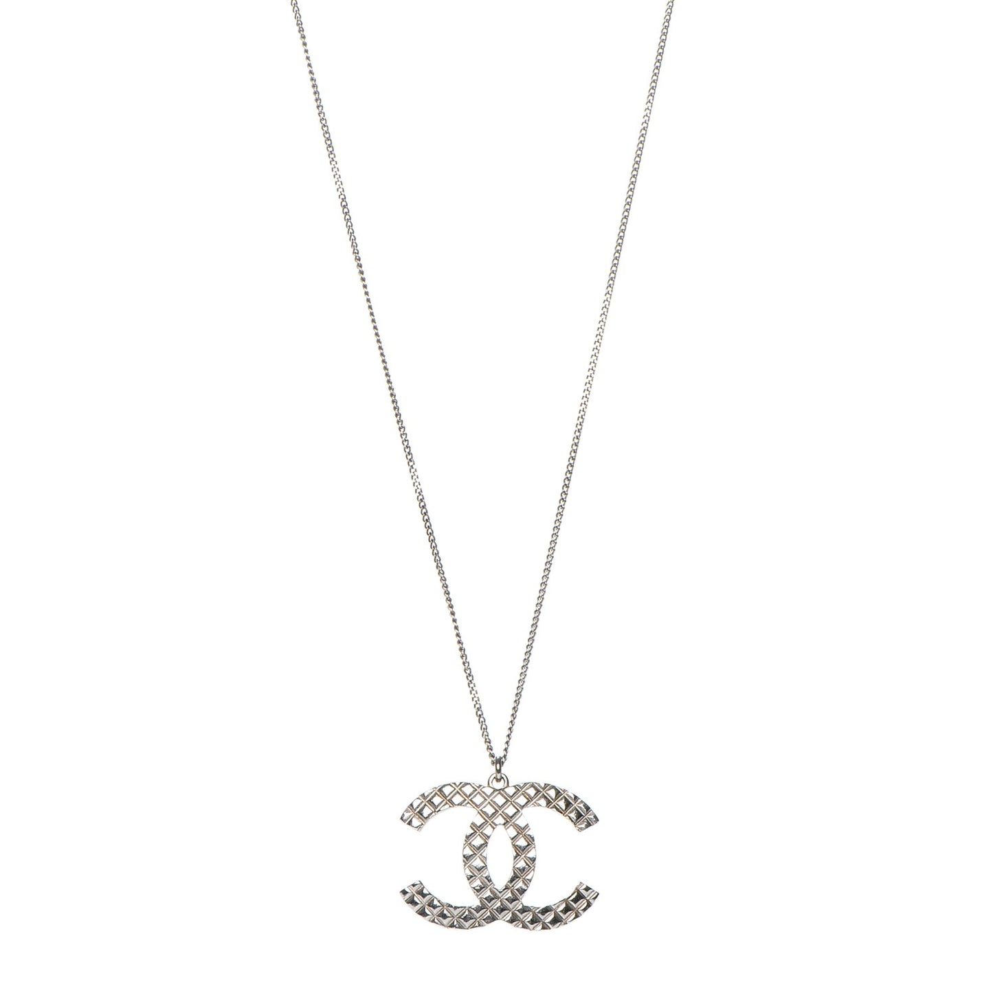 Quilted CC Pendant Necklace Silver