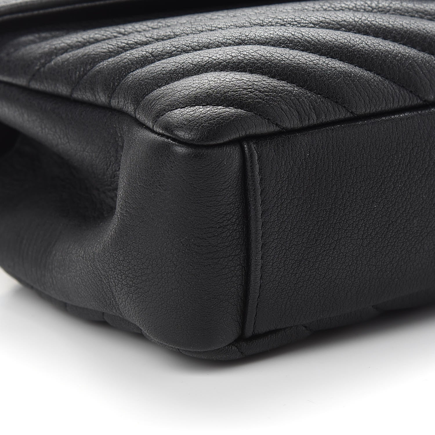 Saint Laurent Sheepskin Matelasse Chevron Monogram Medium College Bag Black 8 of 9