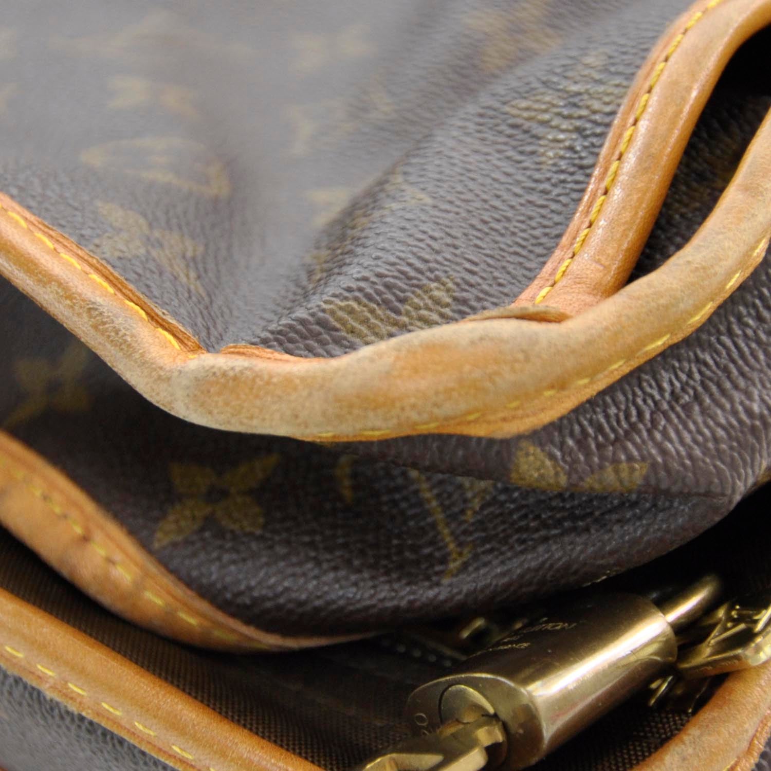 Louis Vuitton Monogram Garment Bag Hanging 11 of 13