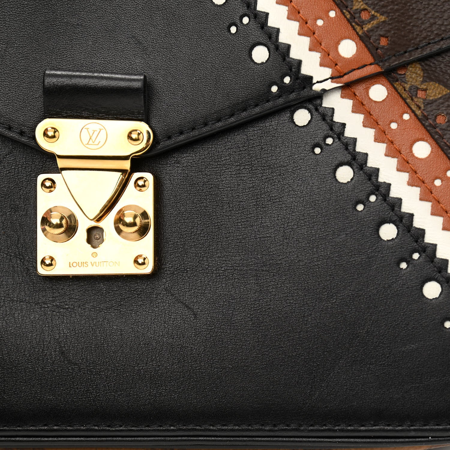 Louis Vuitton Monogram Pochette Metis MM 12 of 14