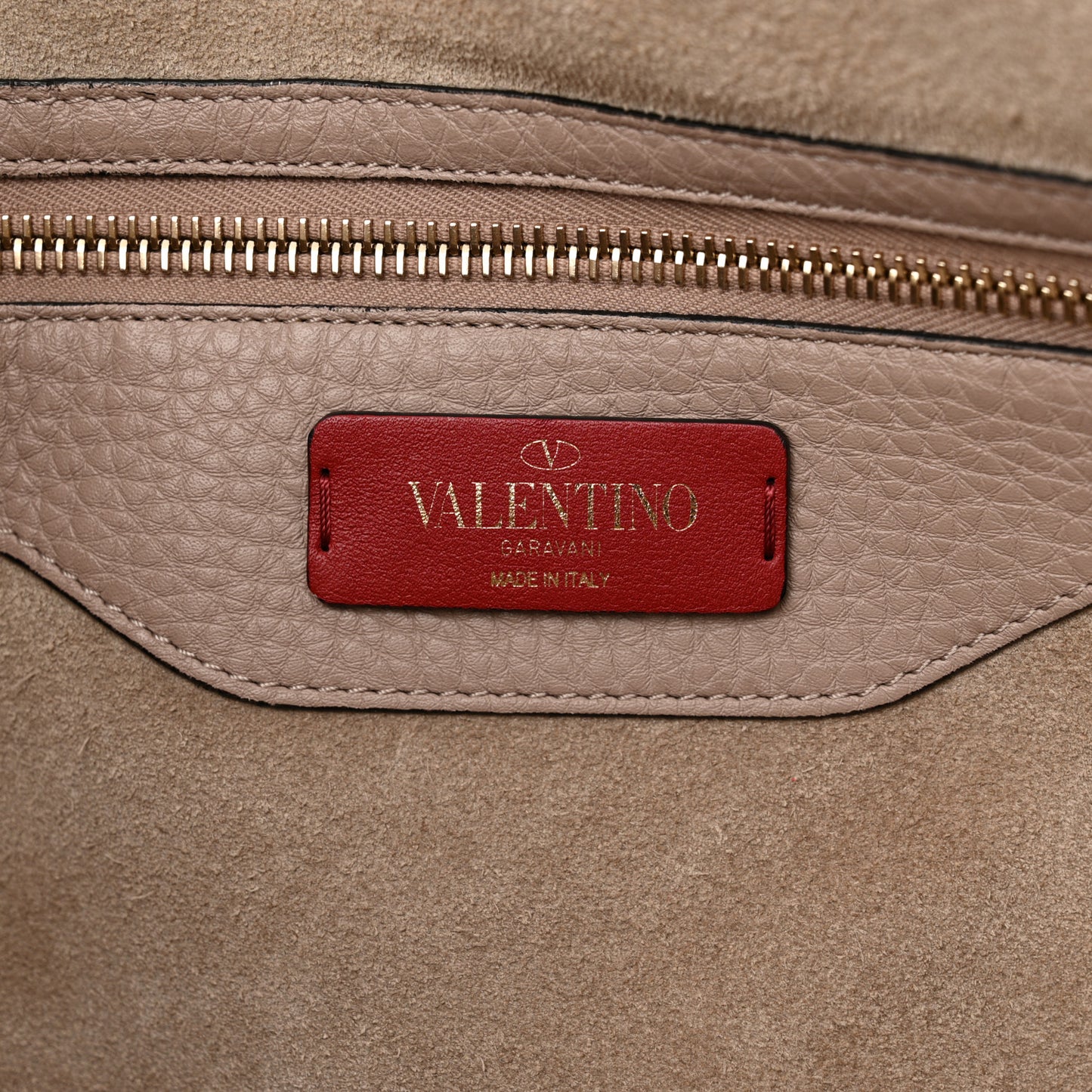 Grained Calfskin Rockstud Shoulder Tote Poudre