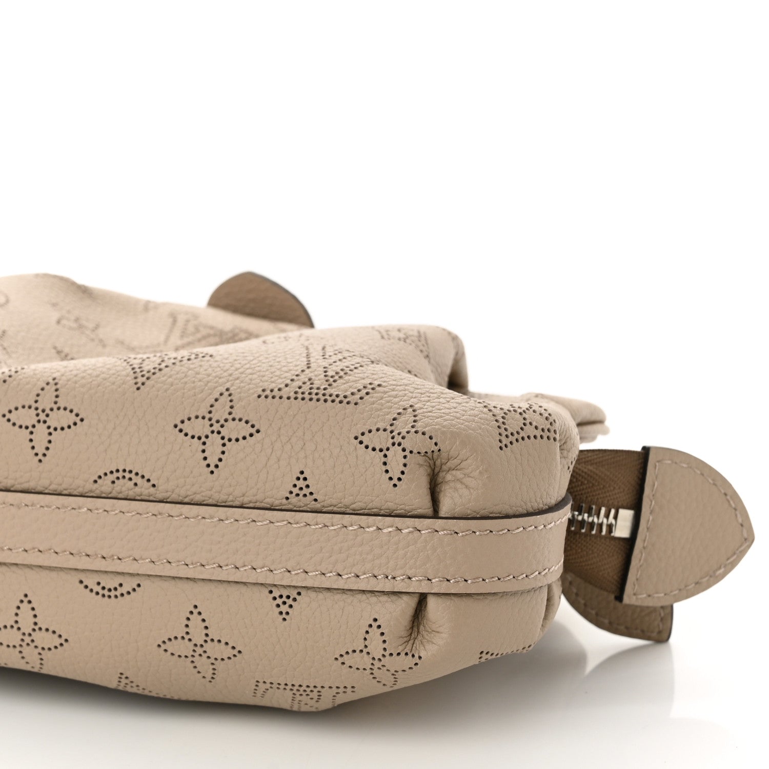 Louis Vuitton Mahina Scala Mini Pouch Galet 9 of 9