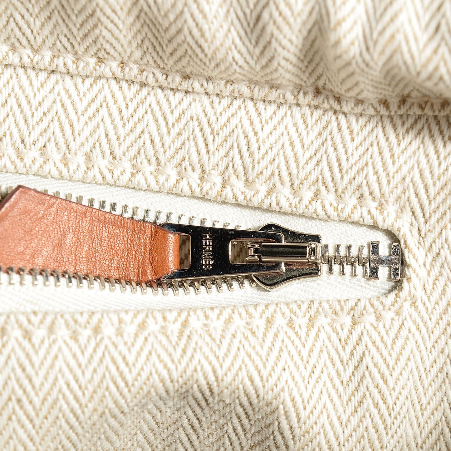 Canvas Barenia Fourbi 20 PM Pouch Naturel Fauve