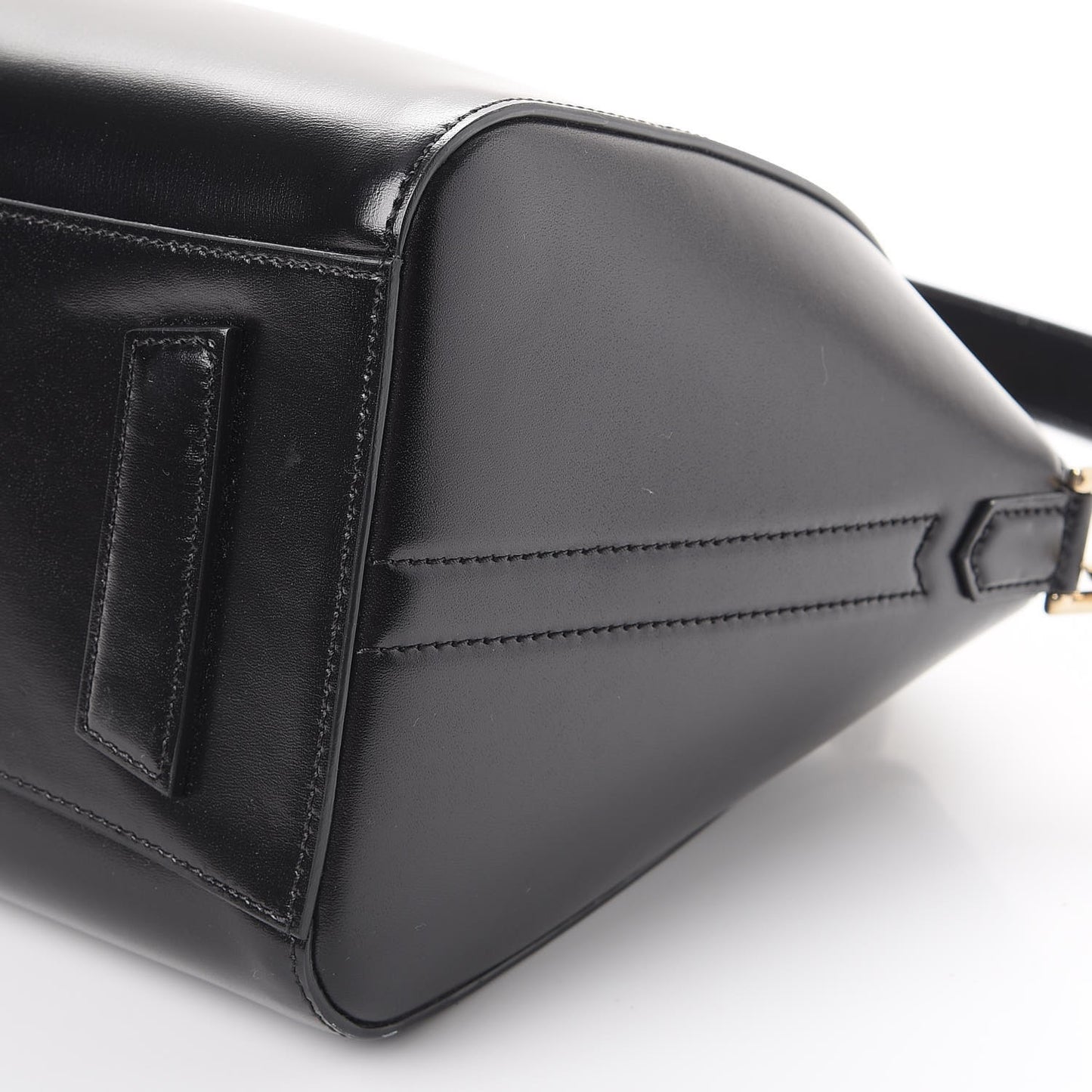 Shiny Lord Calfskin Small Antigona Black