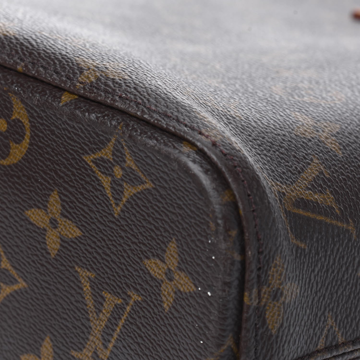 Louis Vuitton Monogram Luco 17 of 28