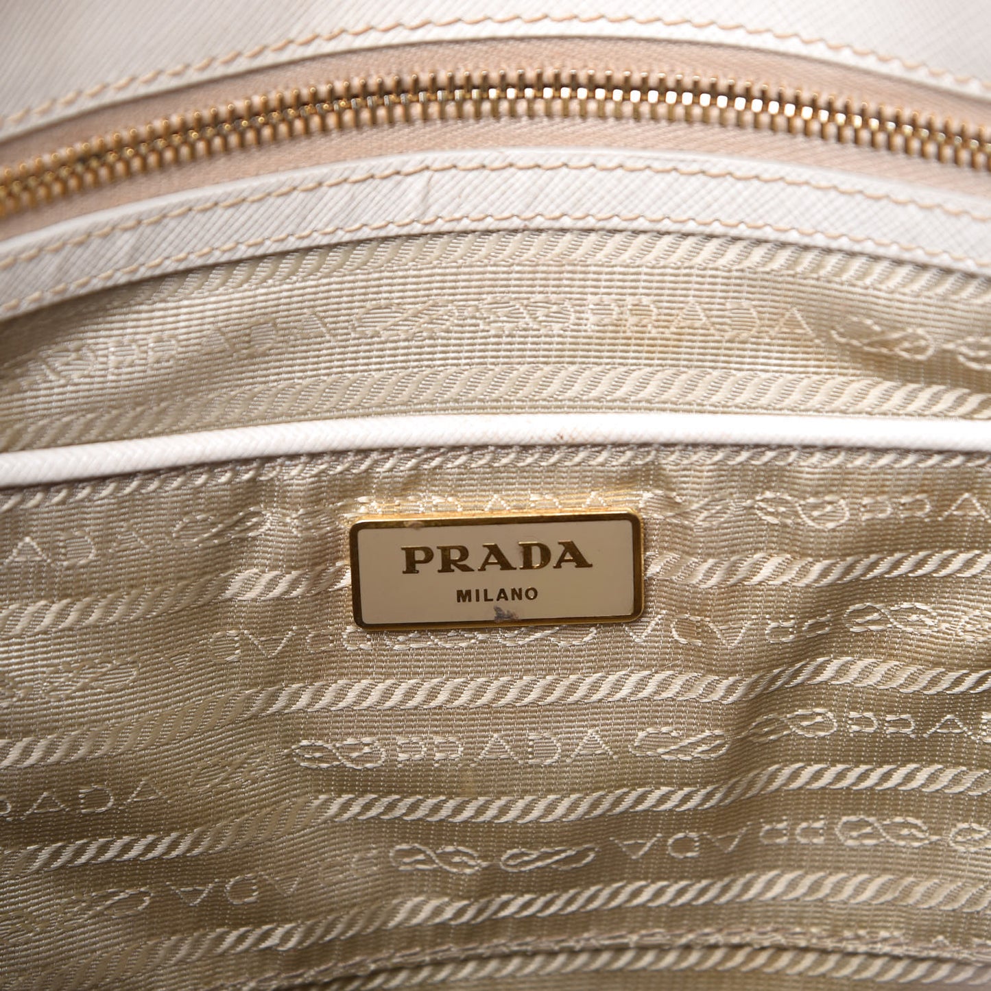 Saffiano Large Galleria Double Zip Tote Talco