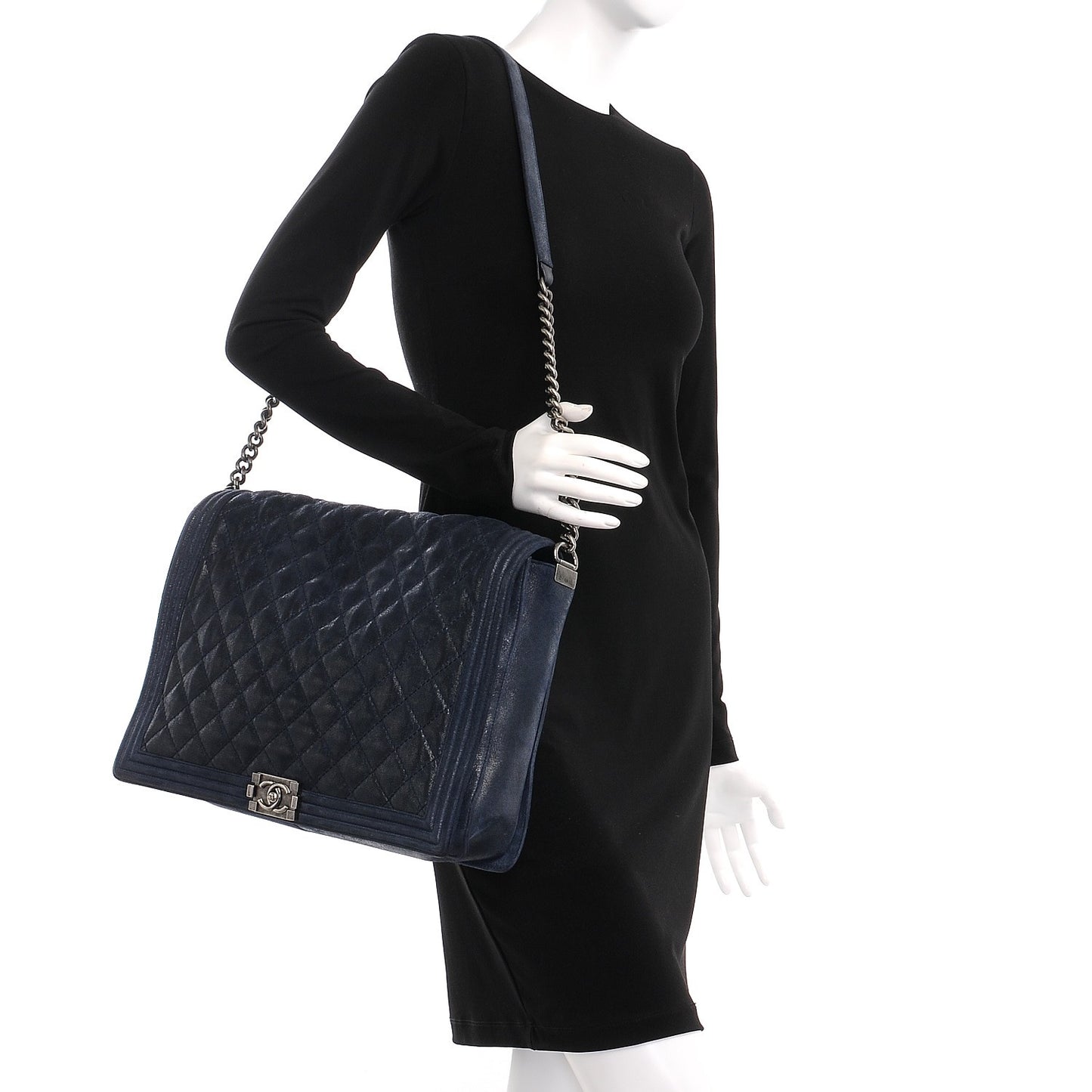 Iridescent Calfskin Quilted Large Gentle Boy Flap Navy