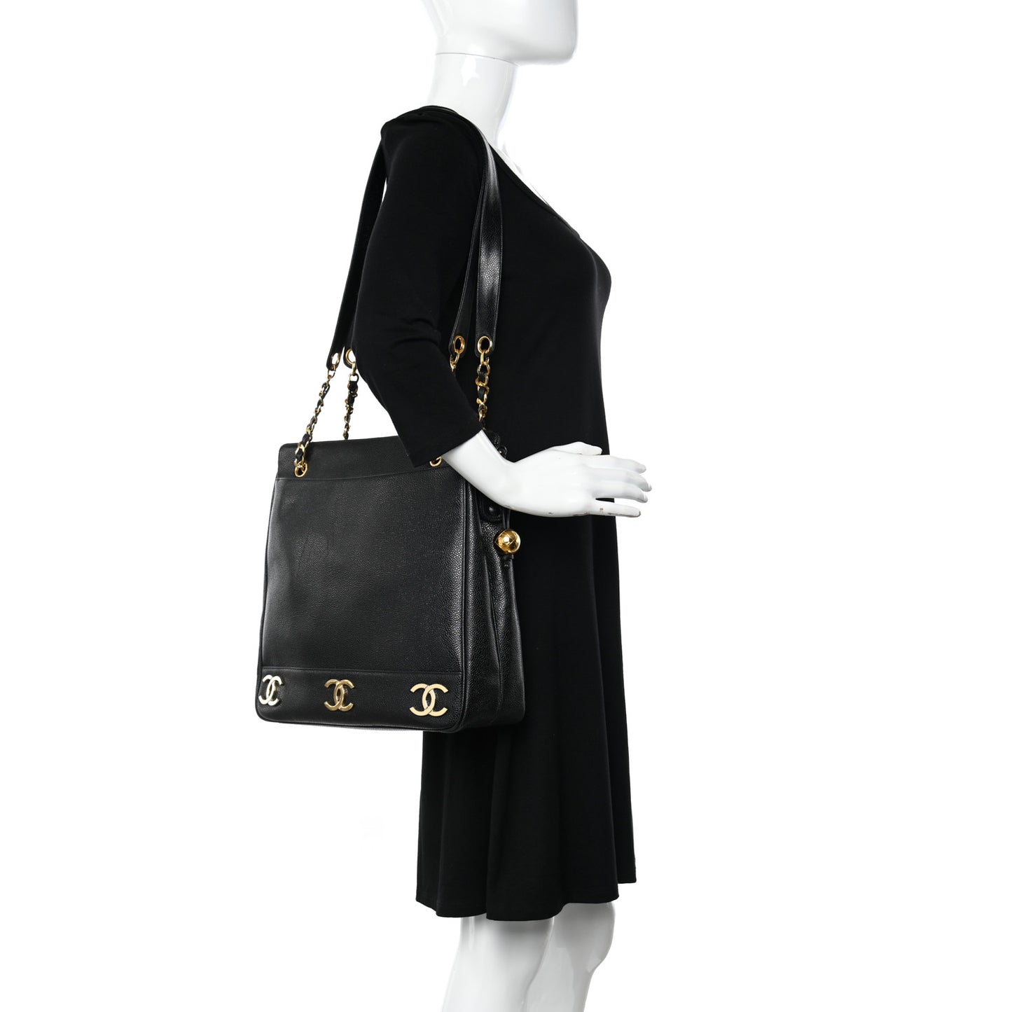 Caviar CC Shoulder Bag Black
