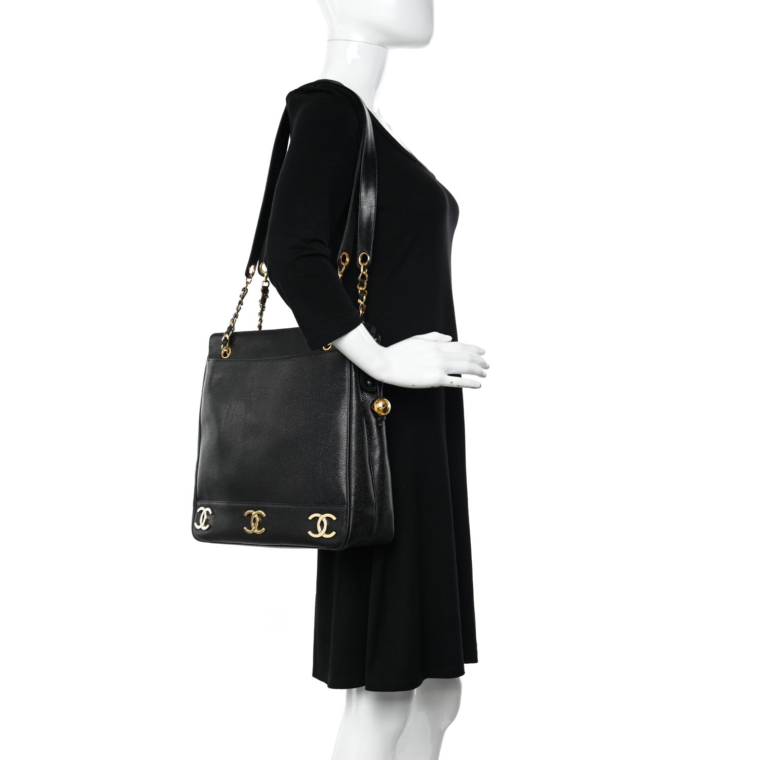 Chanel Caviar CC Shoulder Bag Black 2 of 16