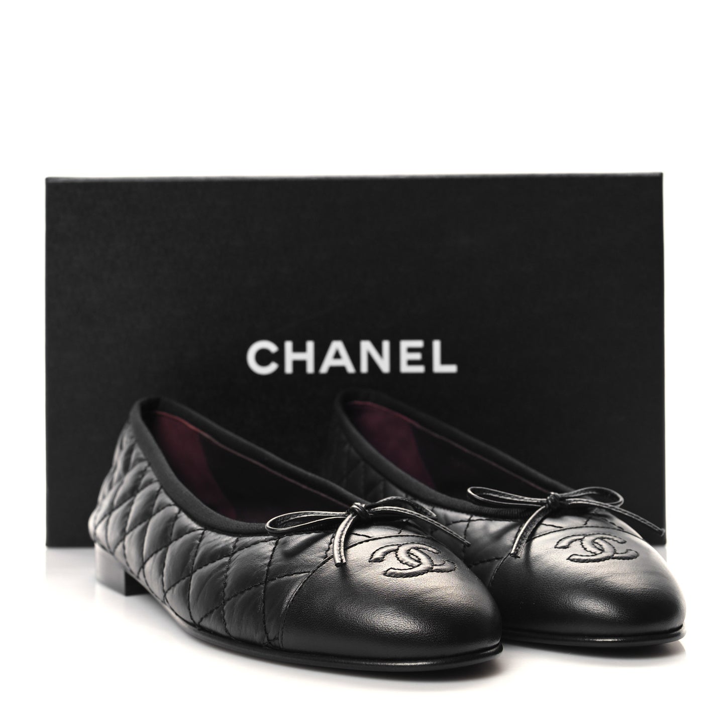 Aged Calfskin Quilted CC Cap Toe Ballerina Flats 39 Black