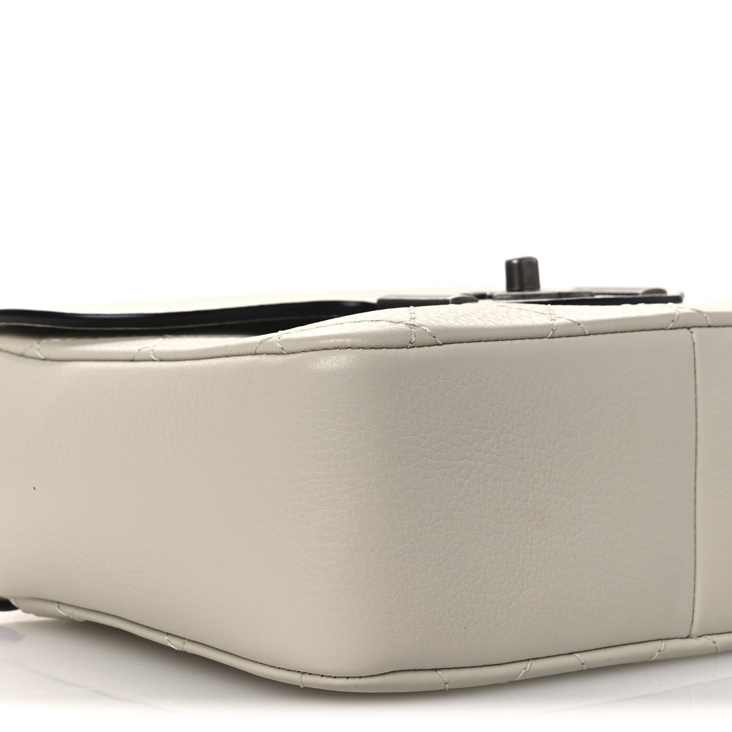 Grained Calfskin Archi Chic Flap Ivory
