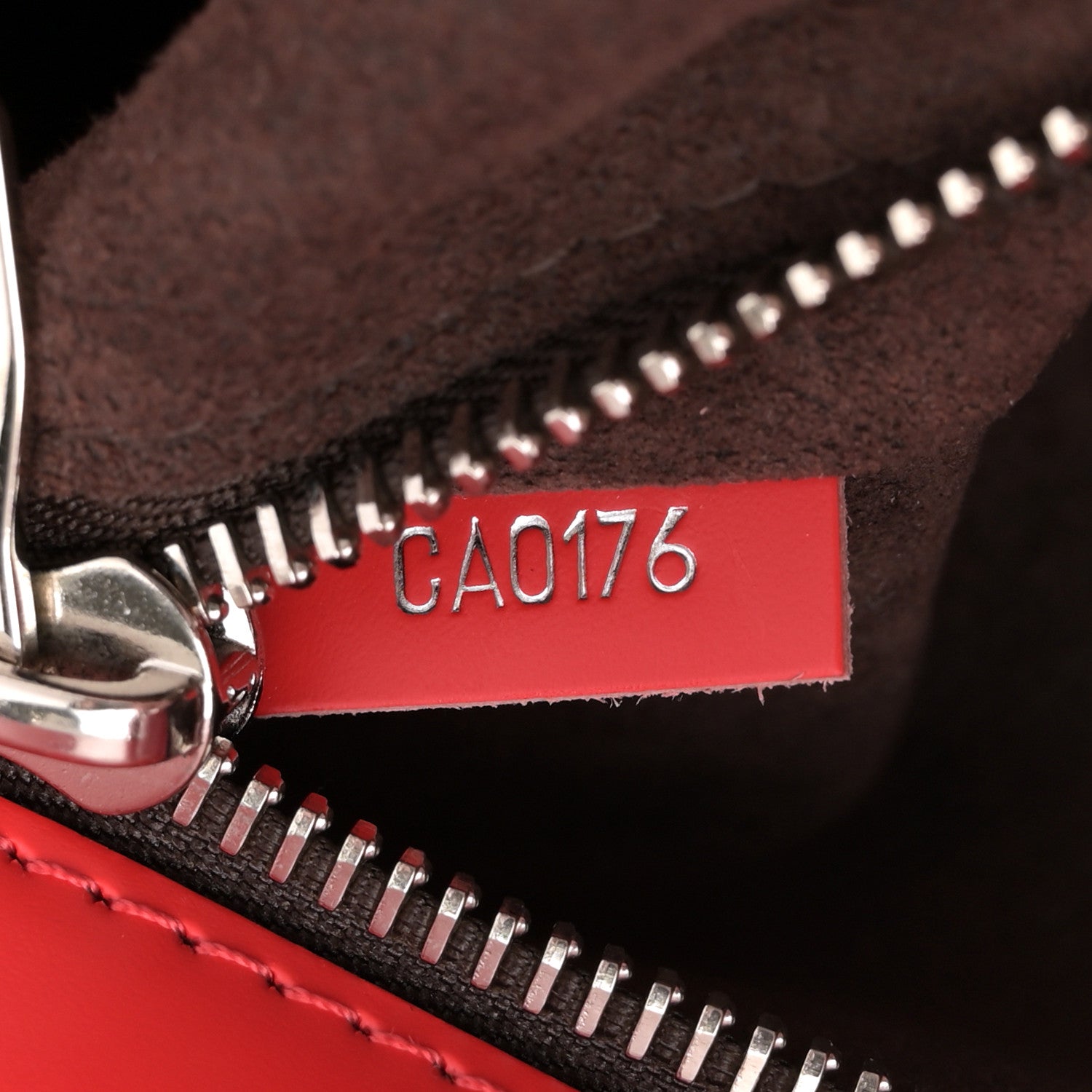 Louis Vuitton Epi Phenix MM Coquelicot 7 of 11