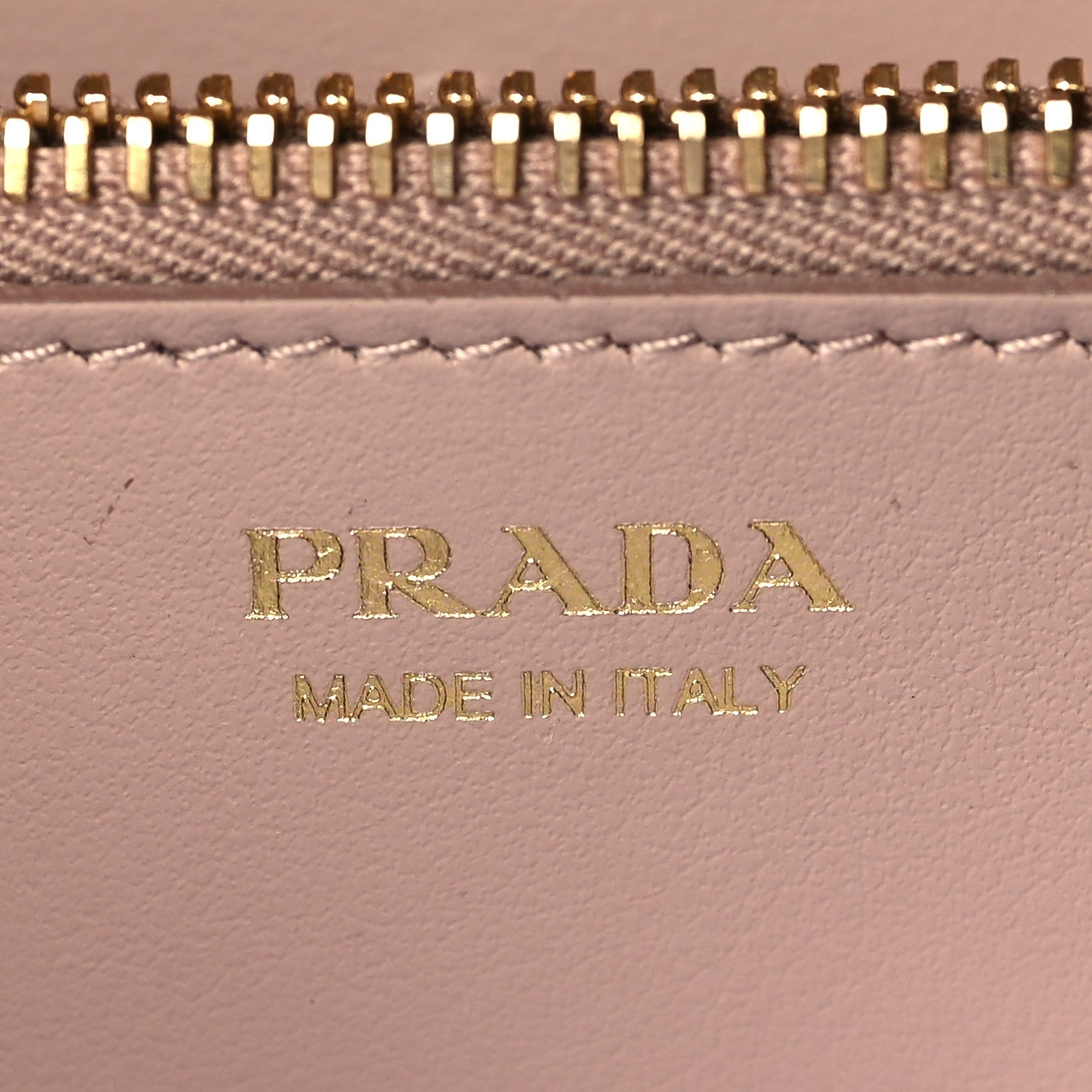 Prada Vitello Move Metal Oro Chain Wallet Cipria 5 of 8