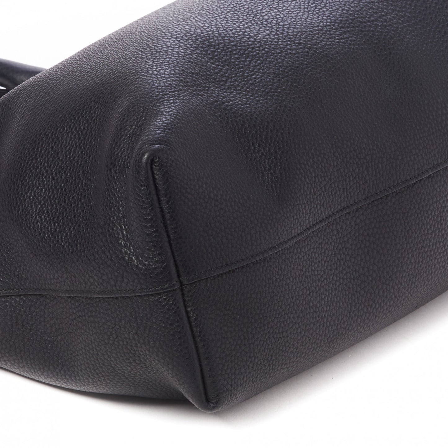 Vitello Daino Tote Black