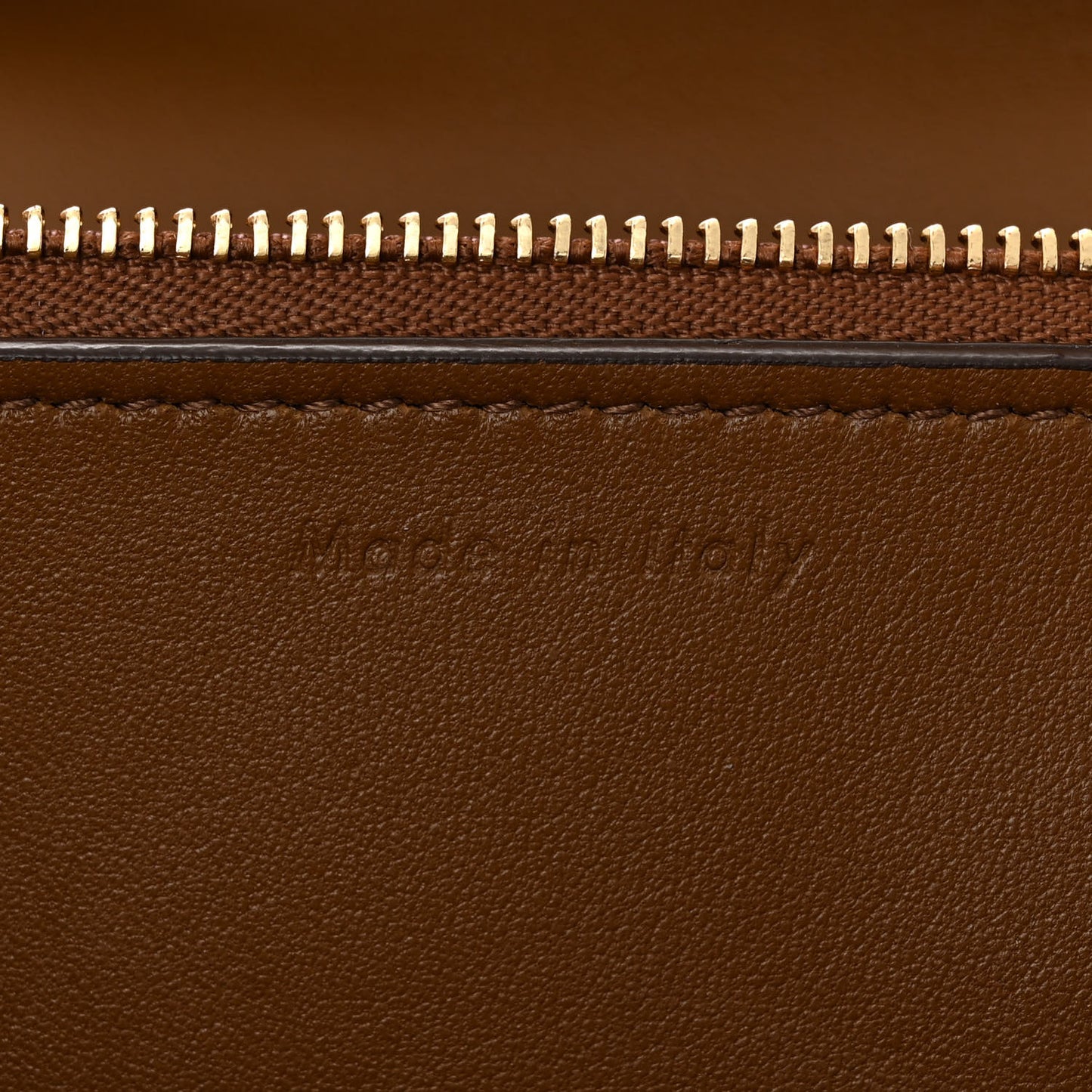 Box Calfskin Medium Classic Box Flap Bag Camel