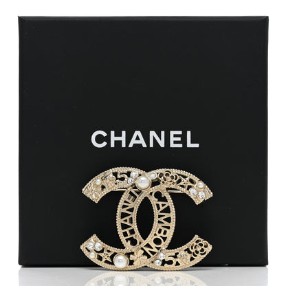Chanel Crystal Pearl Chanel Charms CC Logo Brooch Gold 5 of 5