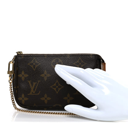 Louis Vuitton Monogram Mini Pochette Accessories 2 of 7