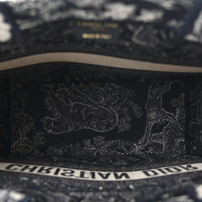 Christian Dior Canvas Embroidered Medium Dioriviera Toile De Jouy Reverse Book Tote Blue 5 of 10