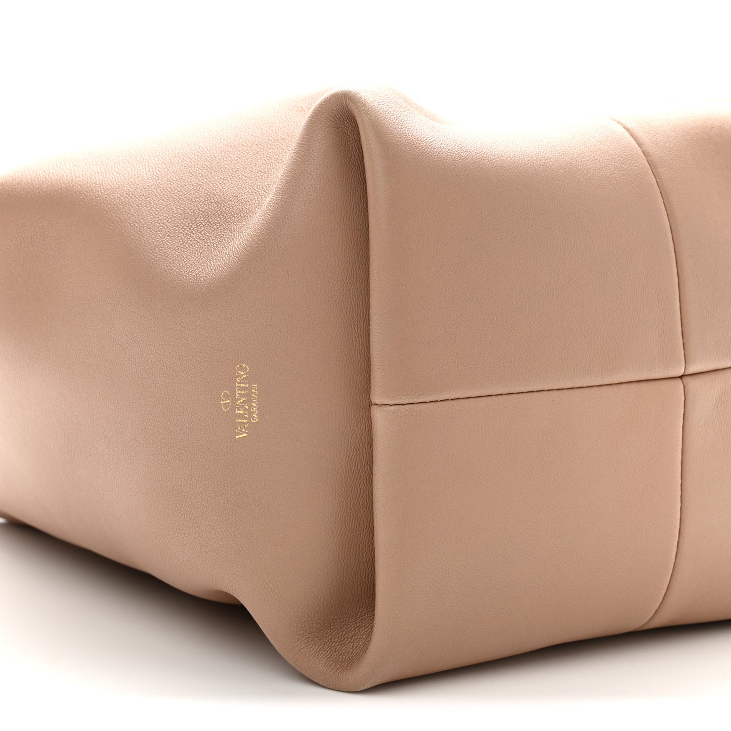 Nappa Small Roman Stud Hobo Rose Cannelle