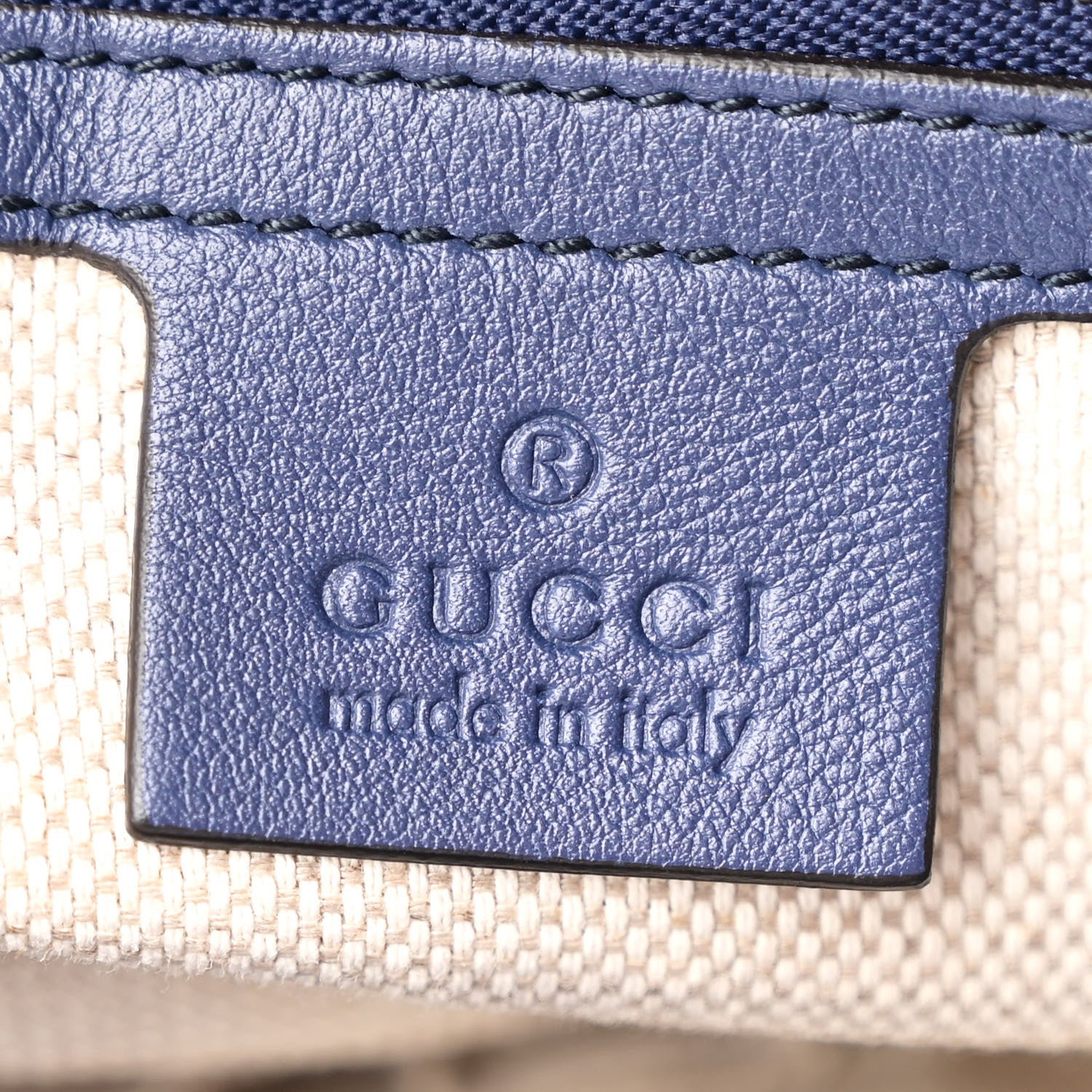 Gucci Vernice Naplack  Medium Soho Chain Shoulder Bag Uniform Blue 6 of 11