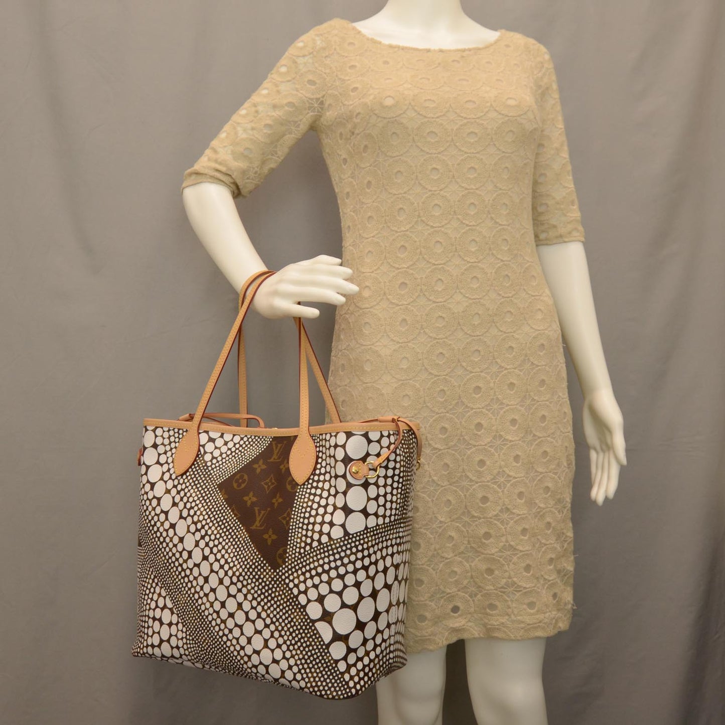 Monogram Kusama Waves Neverfull MM White