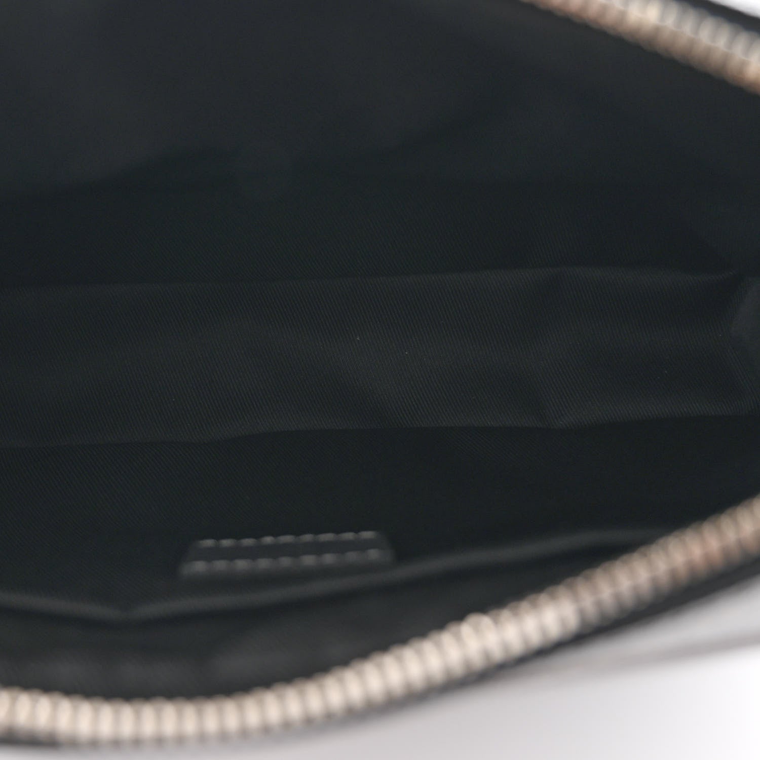 Louis Vuitton Taigarama Outdoor Messenger Gunmetal 5 of 9