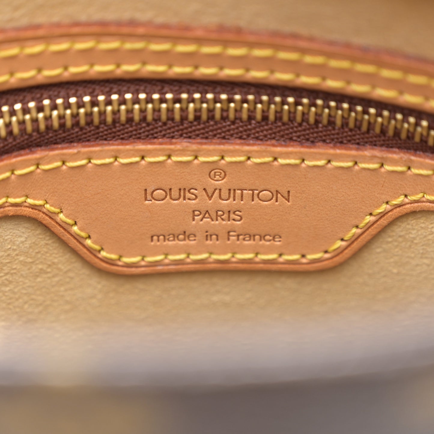 Monogram Looping MM