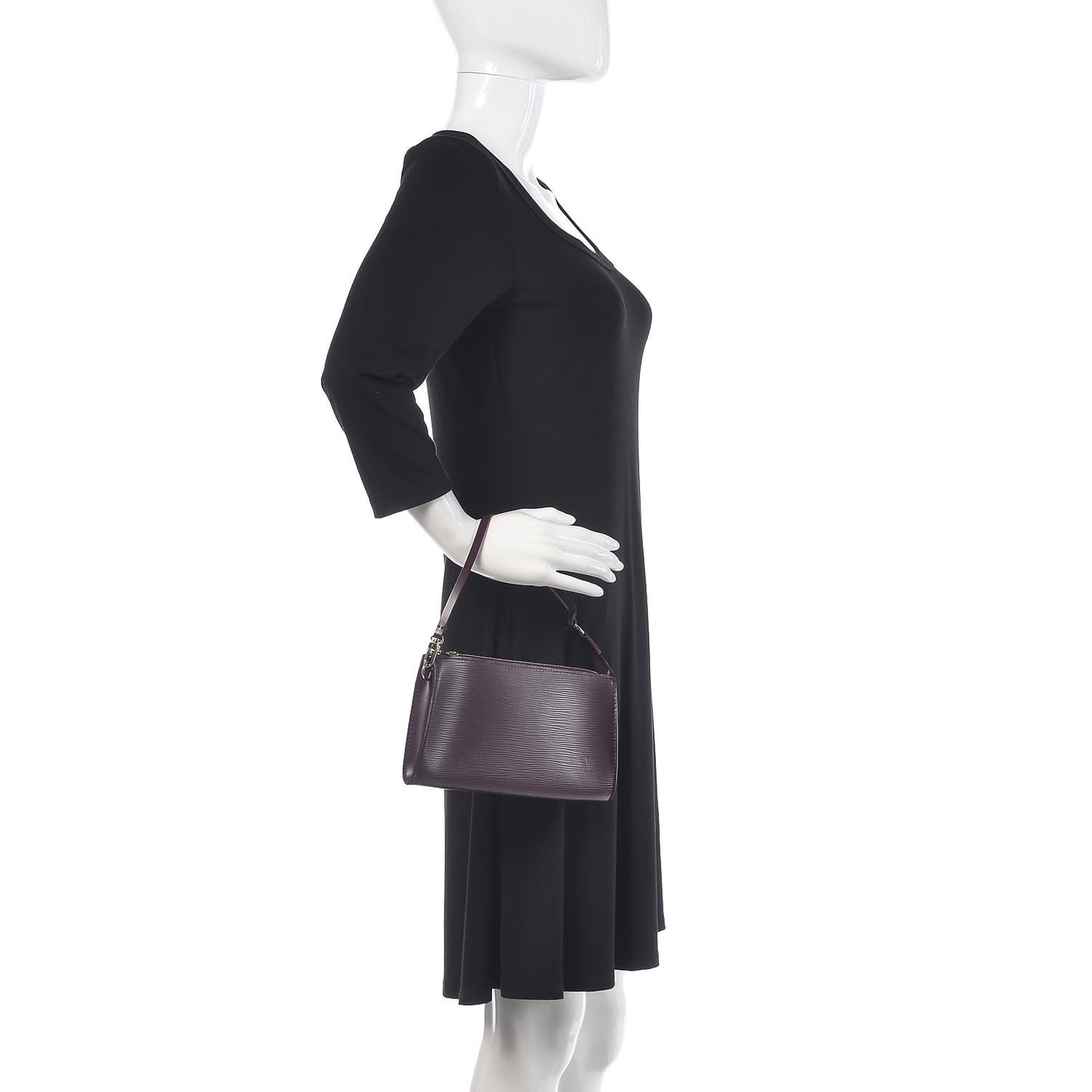Epi Pochette Accessories 24 Cassis