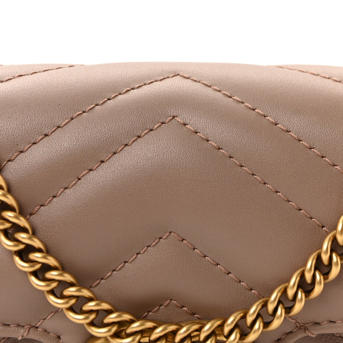 Calfskin Matelasse Super Mini GG Marmont Shoulder Bag Porcelain Rose