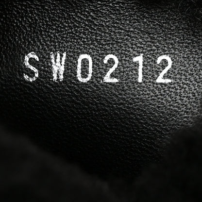 Louis Vuitton Shearling Magnetic Flat Mule 40 Black 7 of 9