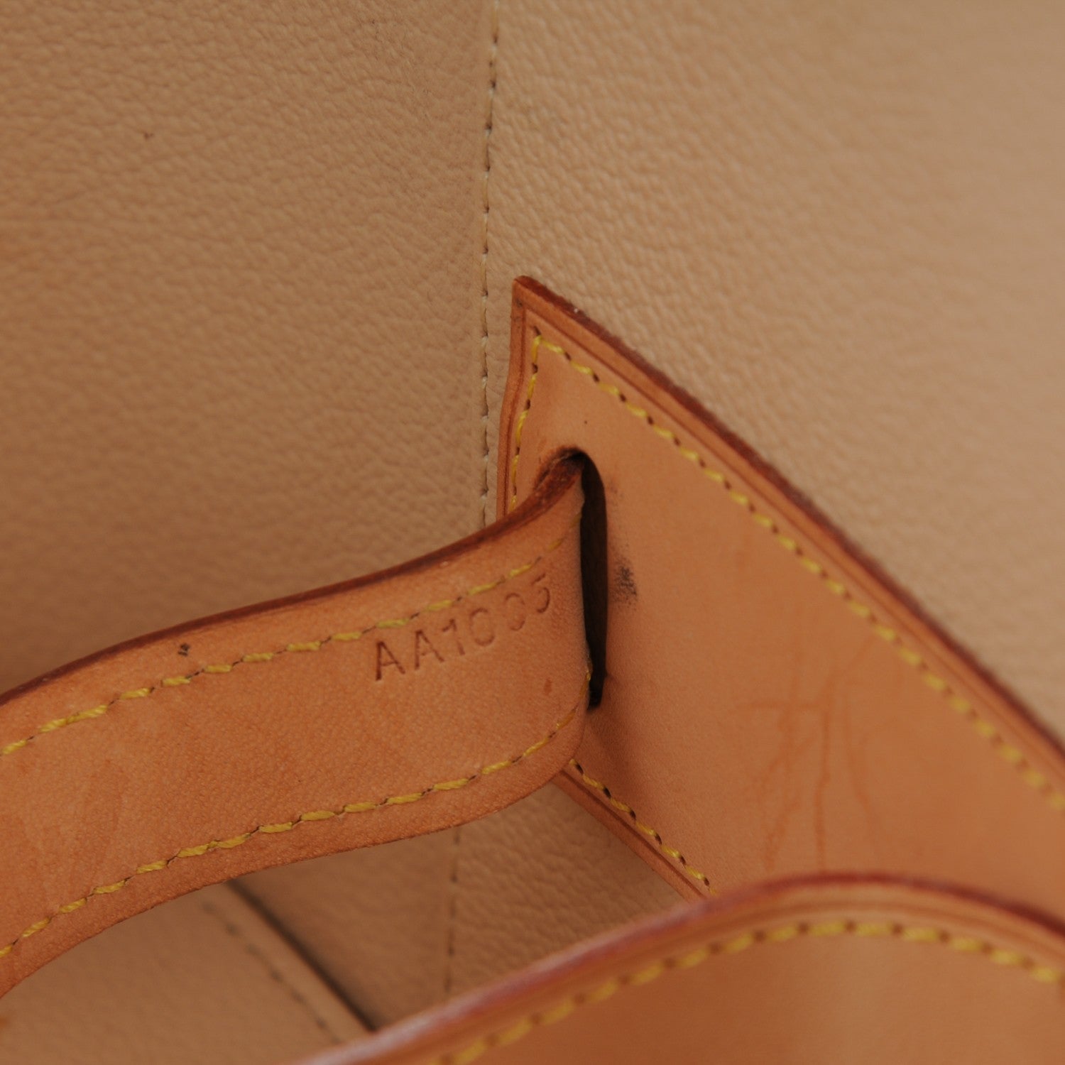 Louis Vuitton Monogram Nice 8 of 9