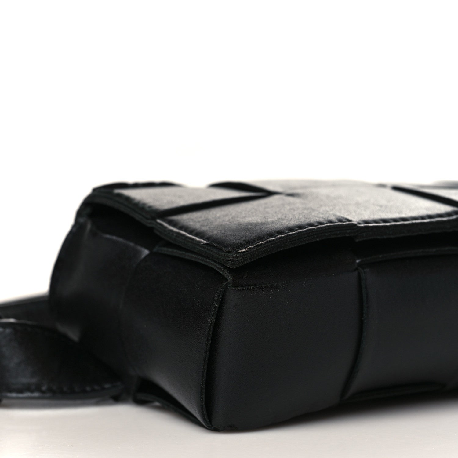 Bottega Veneta Nappa Maxi Intreccio The Belt Cassette Bag Black 6 of 9
