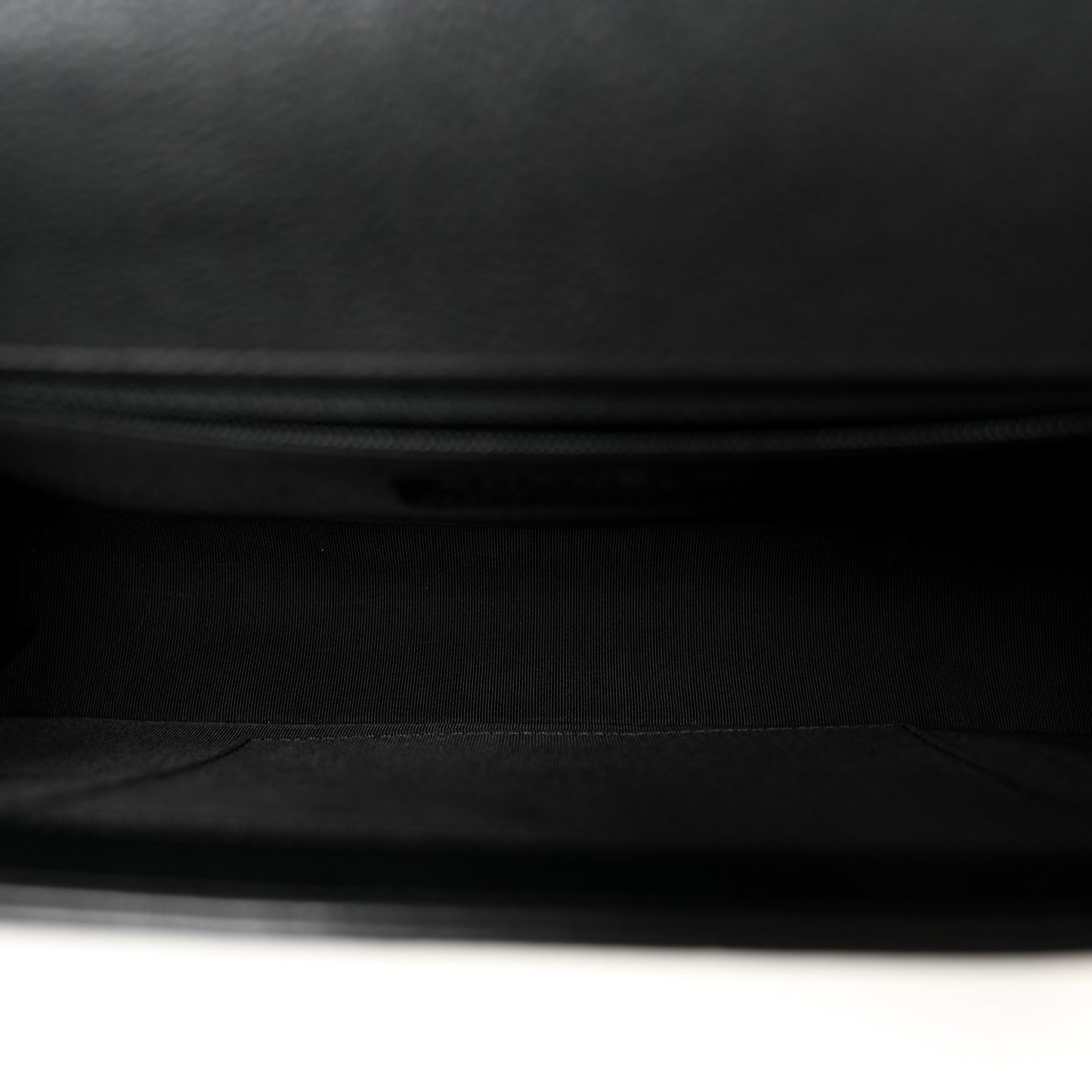 Grained Calfskin Quilted New Medium Boy Flap Black
