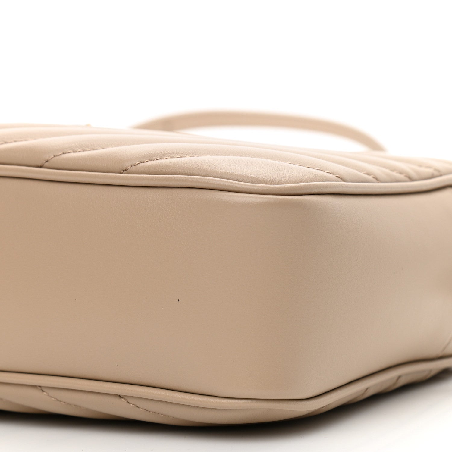 Saint Laurent Calfskin Matelasse Monogram Lou Camera Bag 10 of 10