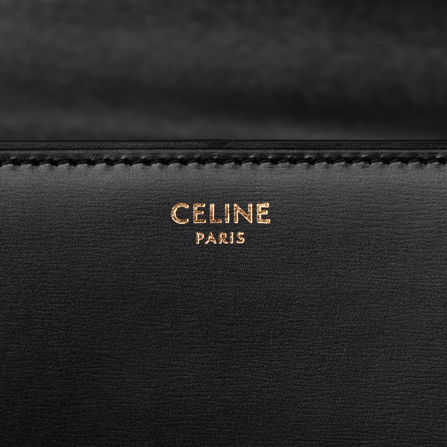 Box Calfskin Medium Classic Box Flap Bag Black