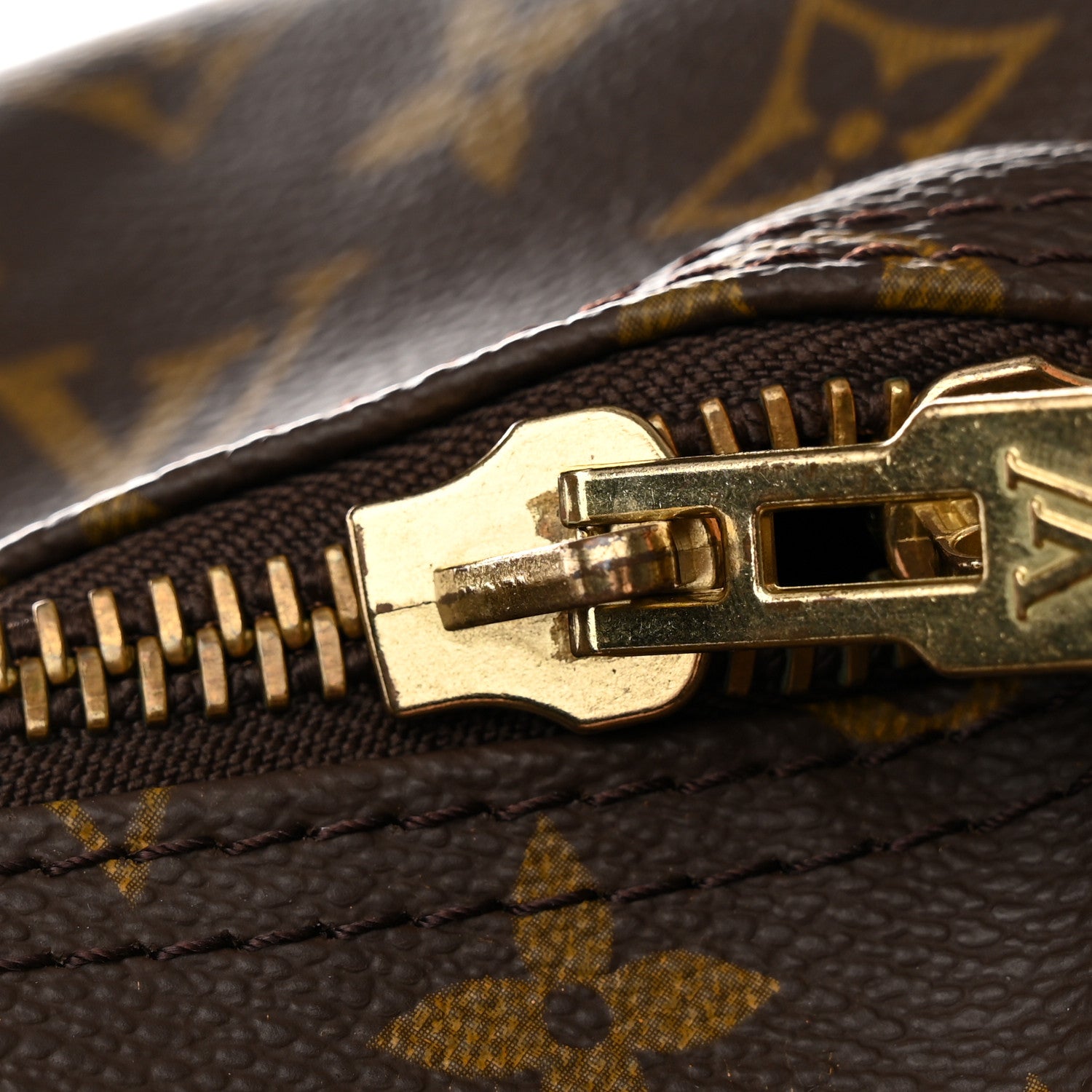 Louis Vuitton Monogram Keepall 60 29 of 29