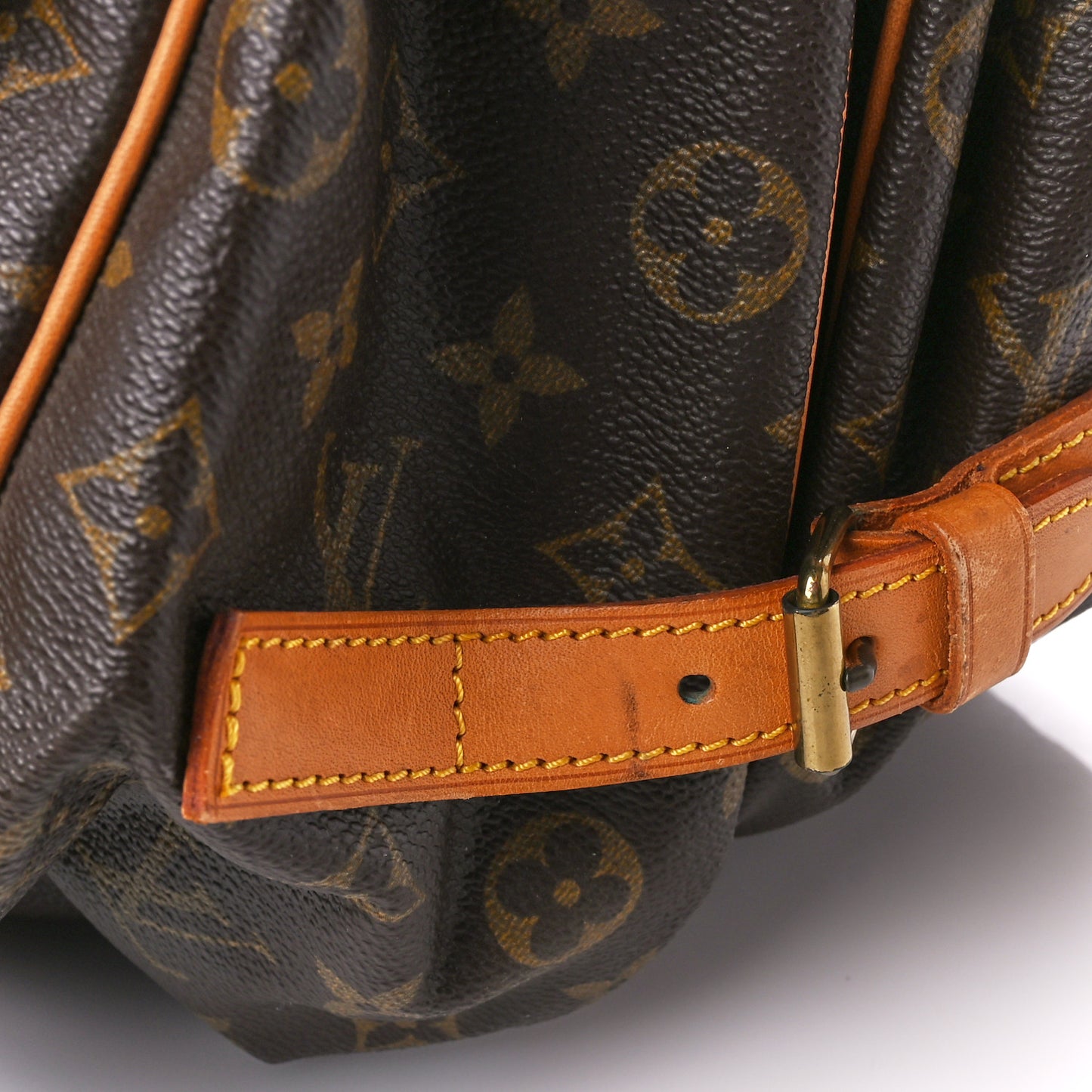 Monogram Saumur 35
