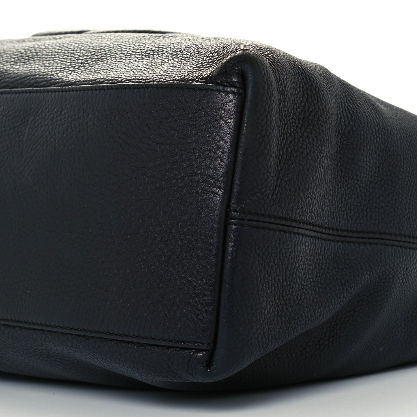 Pebbled Calfskin Medium Soho Chain Shoulder Bag Black