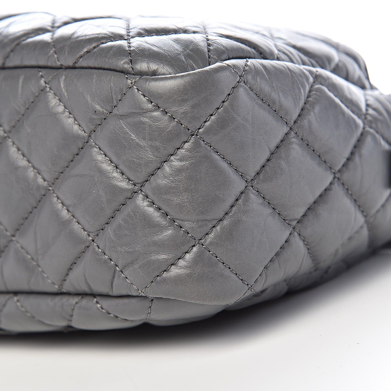Chanel Aged Calfskin Medium Reissue Camera Case Grey 13 of 16
