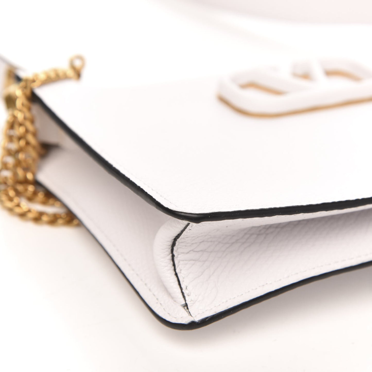 Grainy Calfskin VSling Pouch With Strap Optic White