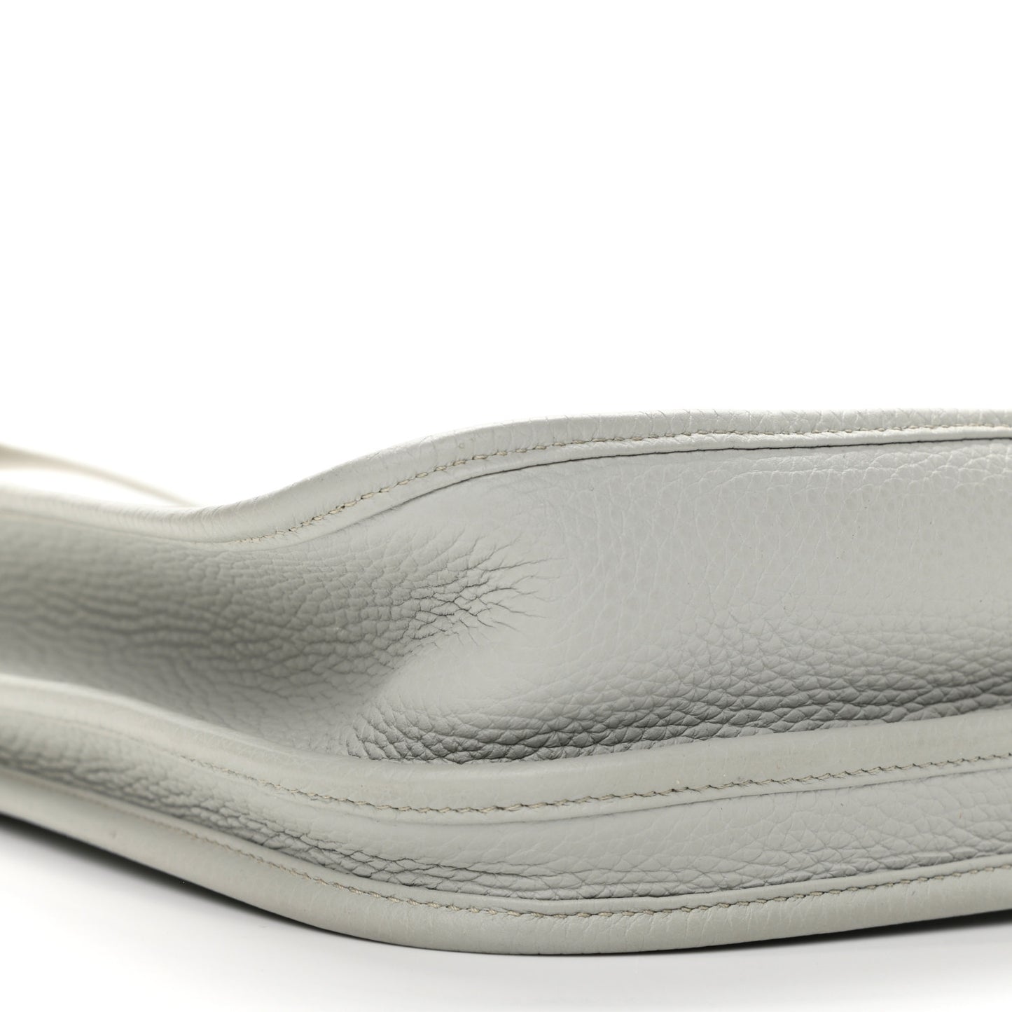 Taurillon Clemence Evelyne III PM Gris Perle