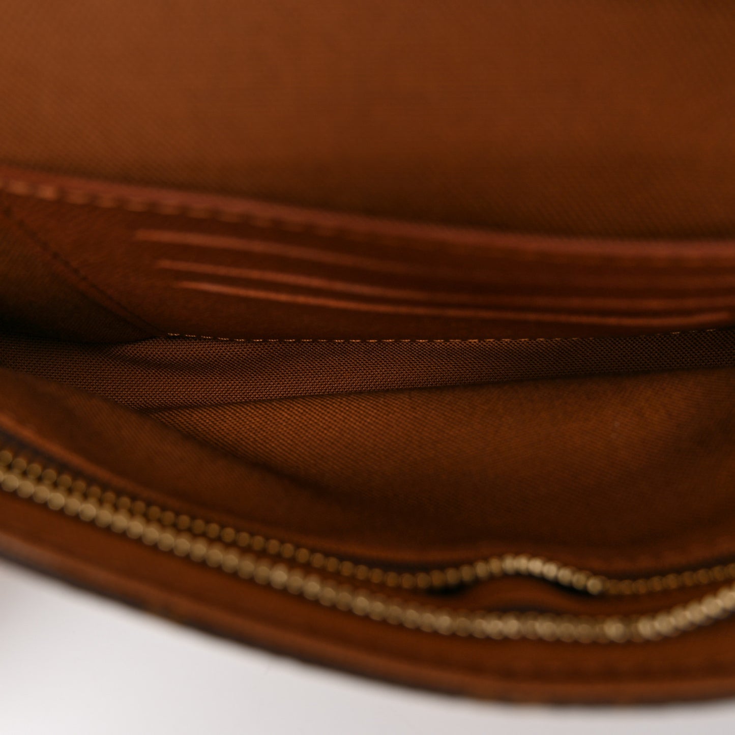 Monogram Ivy Wallet On Chain