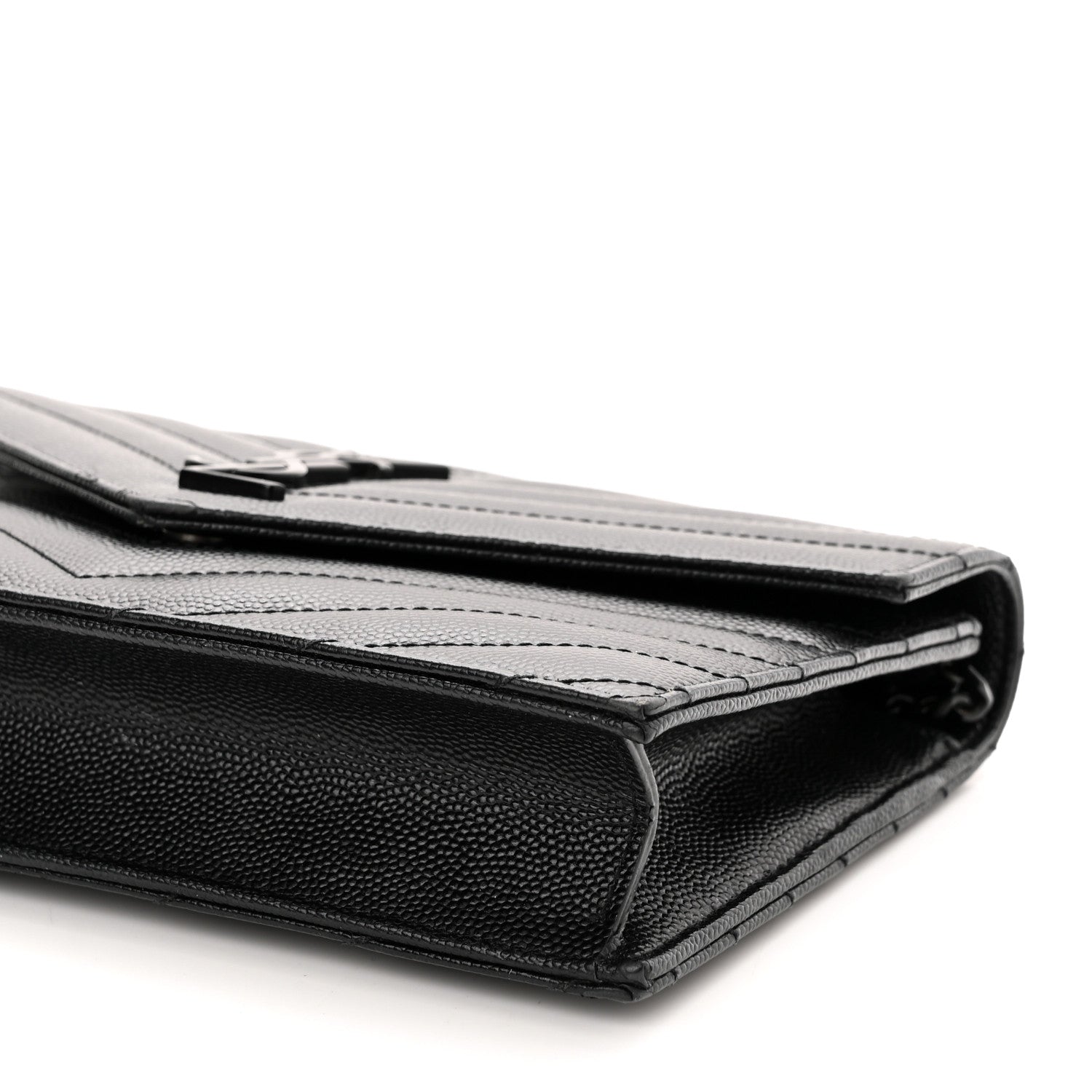 Saint Laurent Grain De Poudre Matelasse Chevron Monogram Monochrome Envelope Chain Wallet Black 9 of 11