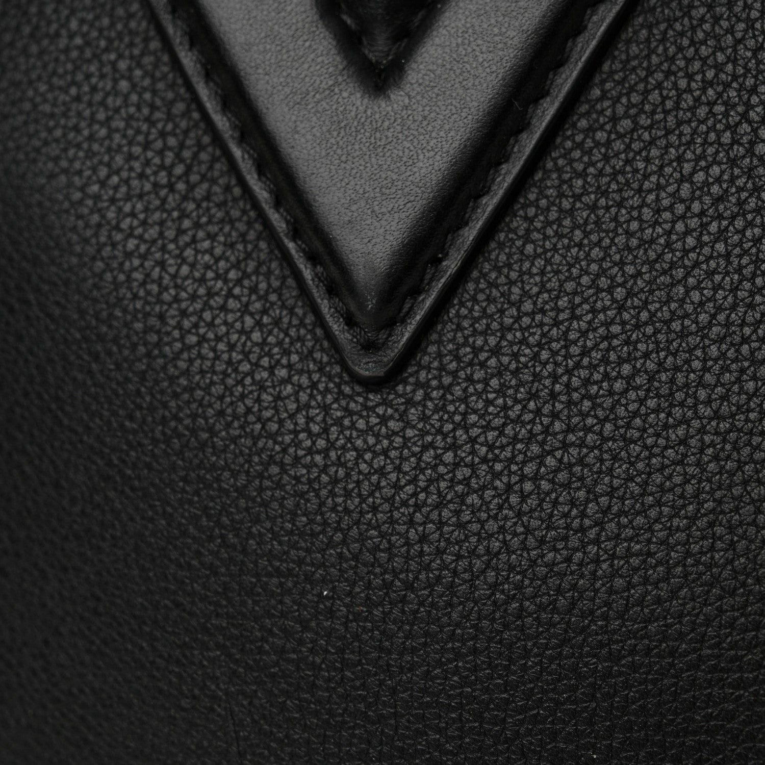 Louis Vuitton Calfskin Monogram Tufting On My Side Black 14 of 14