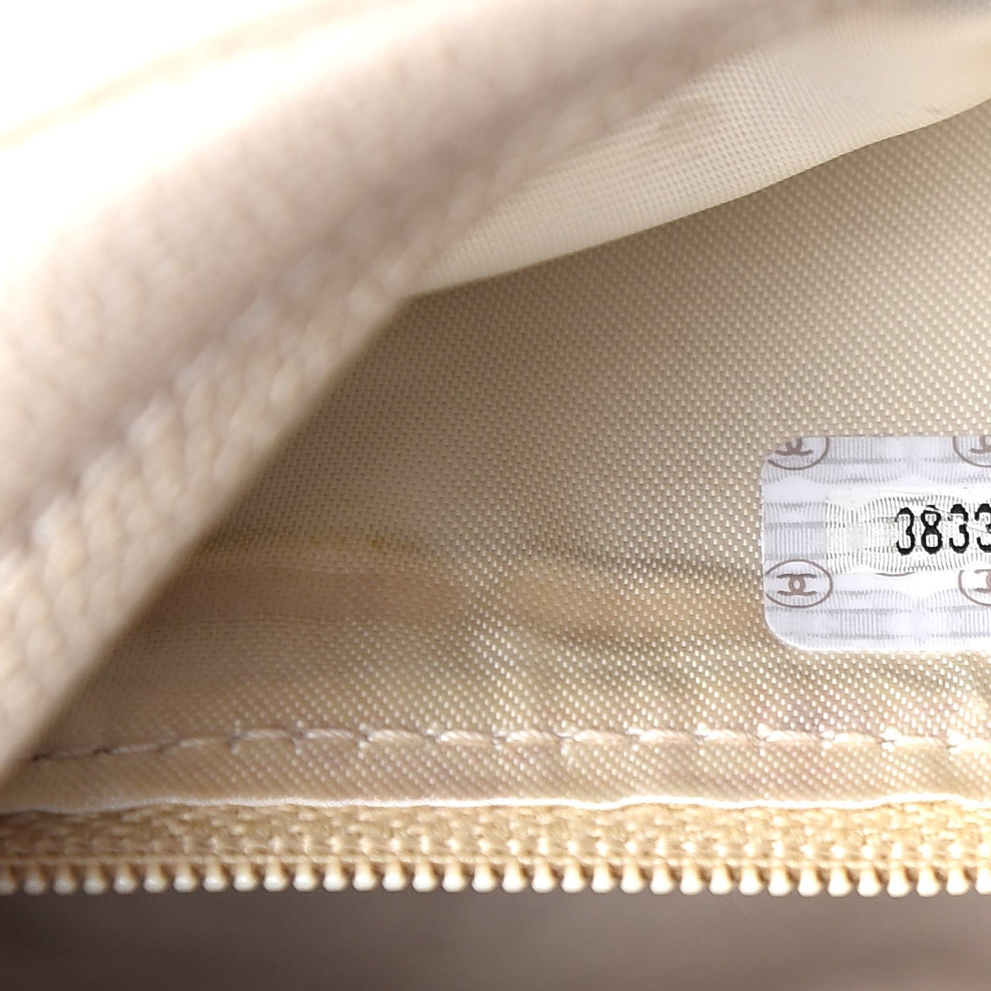 Caviar Quilted Camera Case Beige Clair