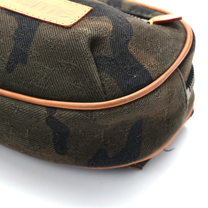 Louis Vuitton X SUPREME Canvas Camouflage Bumbag 10 of 11
