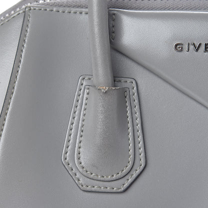 Givenchy Shiny Lord Calfskin Small Antigona Pearl Grey 8 of 19